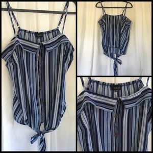 1X Tie-Front Peep Top